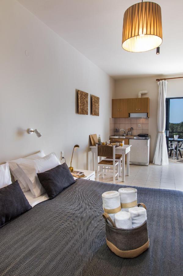 Kanso Rooms Galatas  Экстерьер фото
